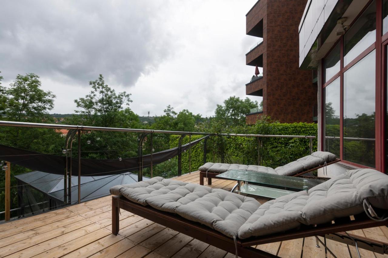 Miami Lovely Romantic Garden With Whirlpool Appartamento Praga