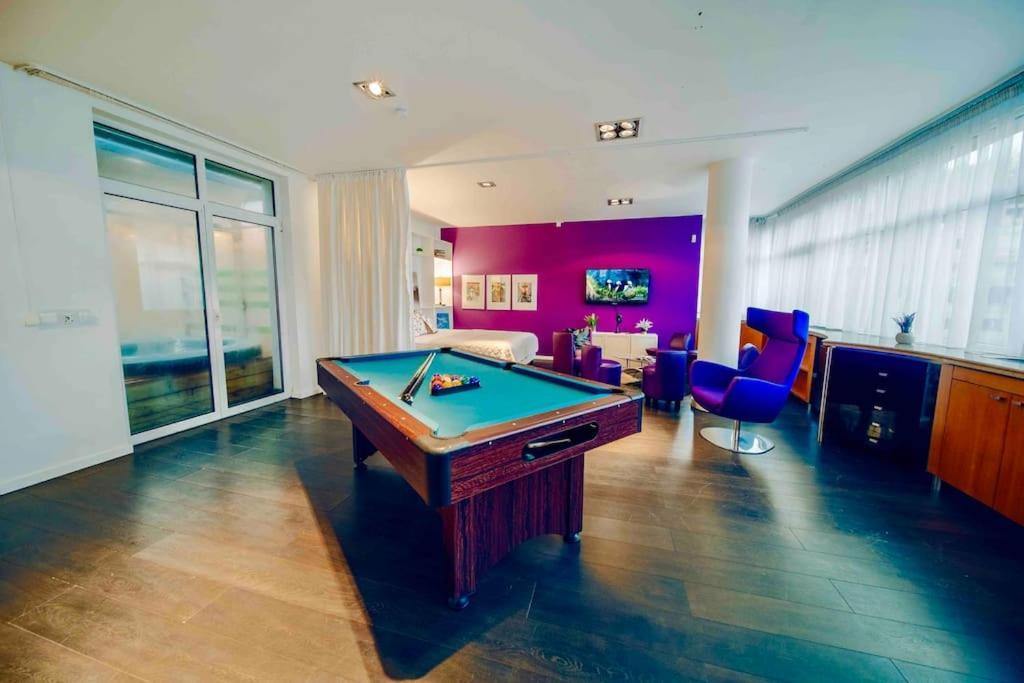 Miami Lovely Romantic Garden With Whirlpool Apartamento Praga